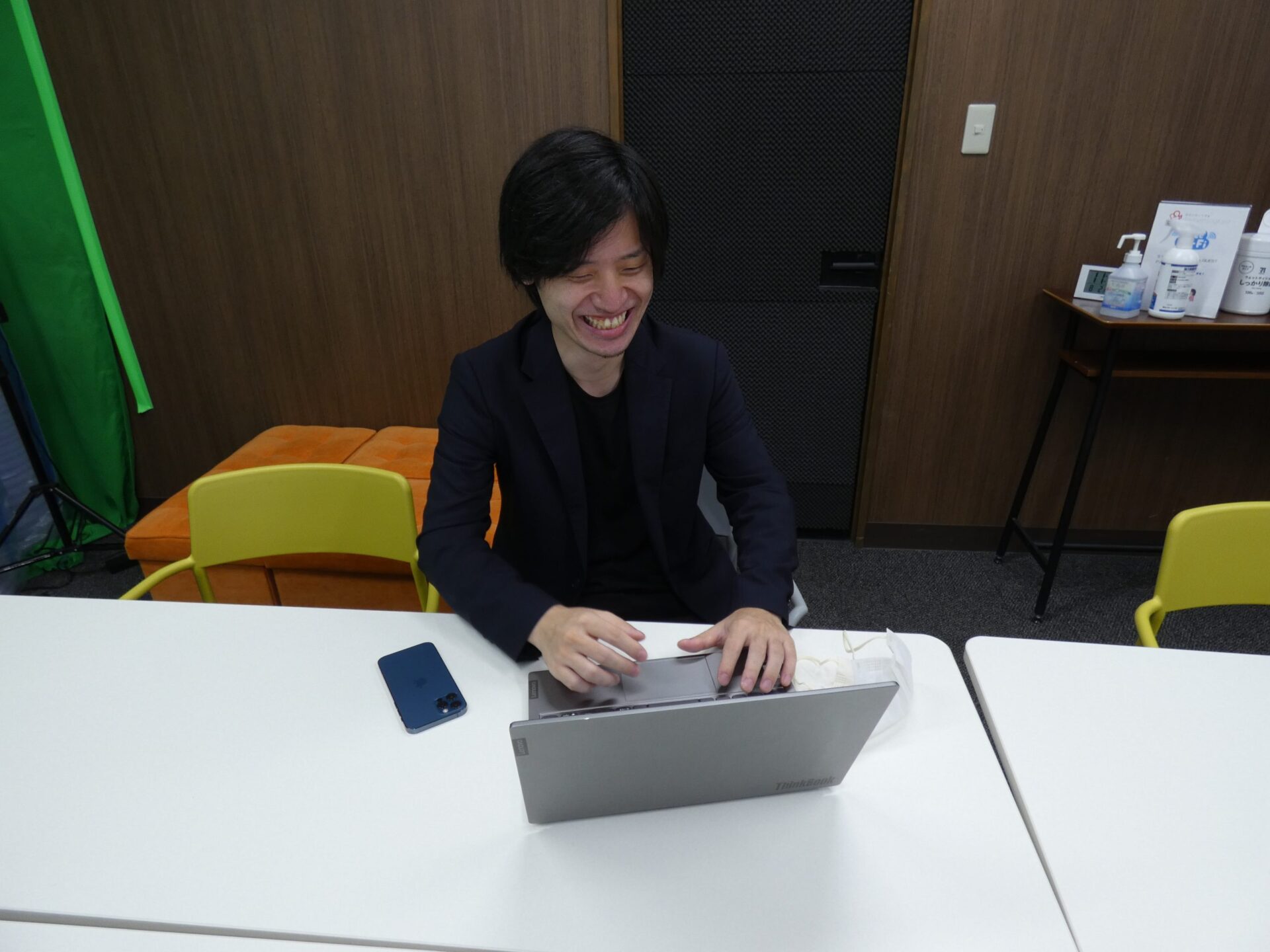 株式会社サムシングファン 戸山様